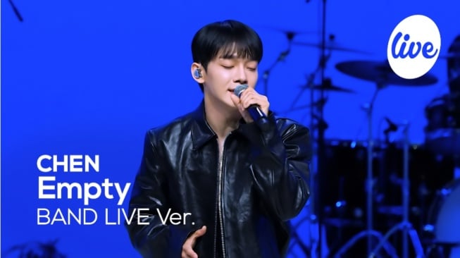 Vokalnya Bikin Terharu, Chen EXO Bawakan Lagu 'Empty' di Program it's Live