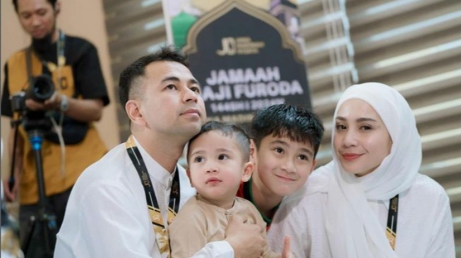 Raffi Ahmad dan Nagita Slavina akan berangkat Haji Furoda (Instagram)