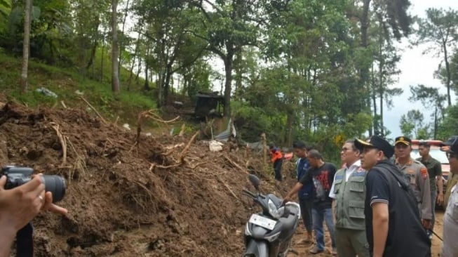 Banjir dan Longsor di Sawahlunto Rusak Ratusan Rumah hingga Tewaskan 1 Korban, Kerugian Capai Rp 6,6 Miliar