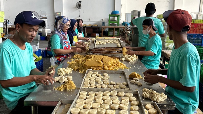 Makin Berkembang Berkat KUR BRI, Usaha Bakpia Ini Jadi Tempat Oleh-oleh Favorit di Yogyakarta