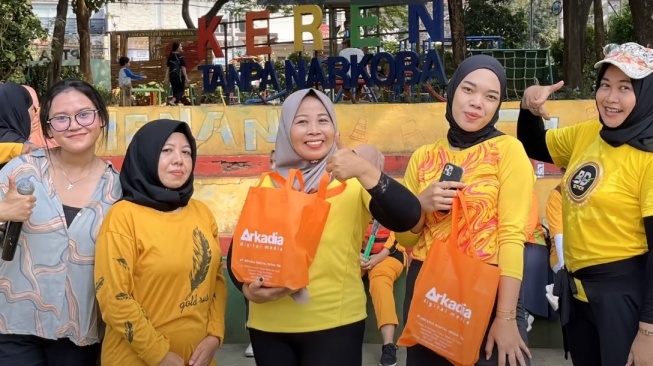 Dewiku Berbagi Keseruan Kopi Darat Bareng Komunitas Aerobik RPTRA Akasia Tebet