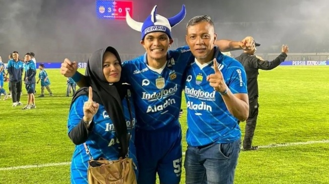 Rachmat Irianto dan Bejo Sugiantoro. [Instagram @bejoalbaja]