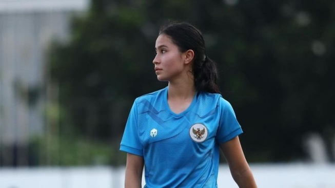 Sabreena Dressler, pemain Timnas Putri Indonesia yang dirumorkan dekat dengan Justin Hubner (Instagram/sabreenadressler)