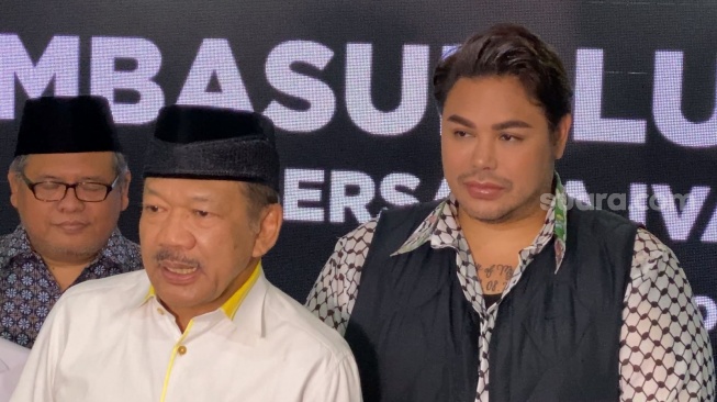 Ivan Gunawan Parodikan Video Thariq Halilintar Naik Haji Usia 2 Bulan, Bikin Artis Lain Tertawa tapi Disindir Nggak Lucu