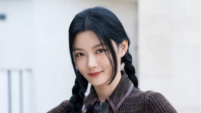 Kim Yoo Jung Digaet Bintangi Drama Korea Adaptasi Webtoon 'Dear X'