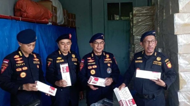 Penyelundupan 15 Juta Batang Rokok ke Aceh Digagalkan, 5 Pelaku Ditangkap