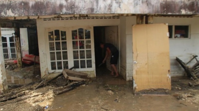 Banjir di Ngarai Sianok Bukittinggi Rusak 7 Rumah Warga, Kerugian Ratusan Juta