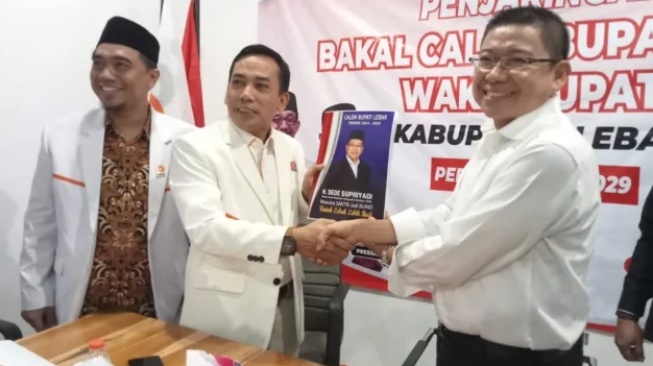 Daftar Bursa Bakal Calon Bupati Lebak, Dede Supriyadi Canangkan 'Satu Rumah Satu Sarjana'