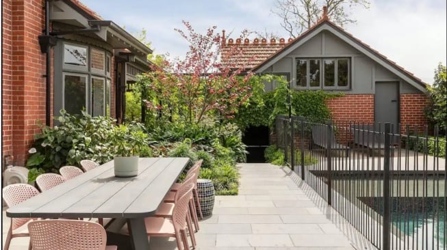 Rumah Sandra Dewi di Melbourne (Air Bnb)