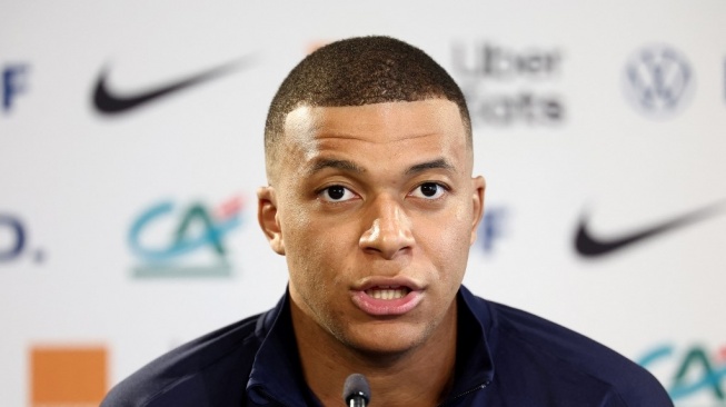 Kylian Mbappe Buka Suara: Tekanan dan Ancaman Jadi Alasan Hengkang dari PSG