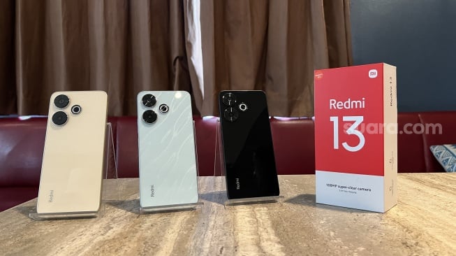 Redmi 13 Meluncur, Intip Perbedaannya dengan Redmi 12 di Sini