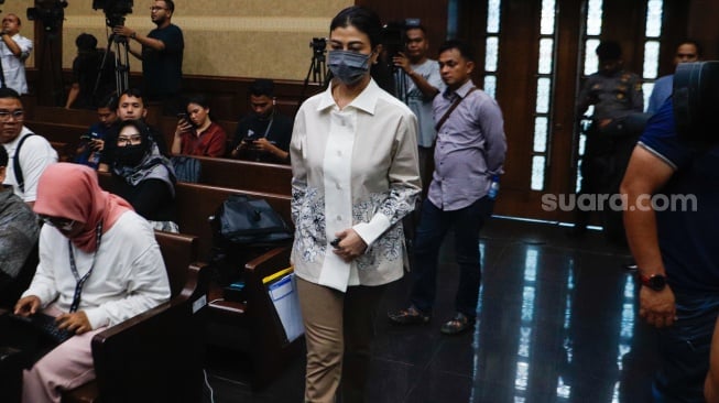 Harganya Gak Kaleng-kaleng, Thita Akui Dibelikan Jaket Rp46 Juta dari SYL, Uangnya dari Mana?