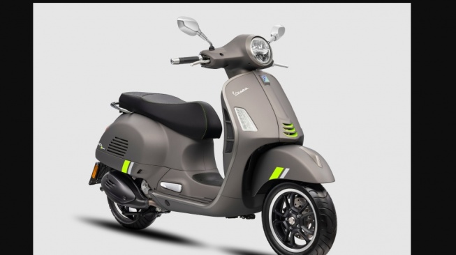 Vespa GTS Super Tech 300 (Vespa Indonesia)