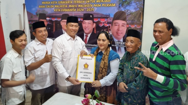 Didampingi Hercules, Aktivis Perempuan Diah Warih Anjari Daftar Bakal Calon Wali Kota Solo Lewat Gerindra dan PSI