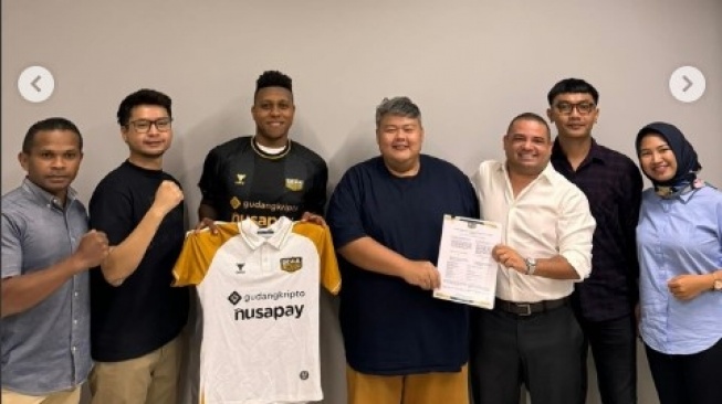 Hugo 'Jaja' Gomes resmi bergabung dengan Dewa United. [Instagram/fattogestao]