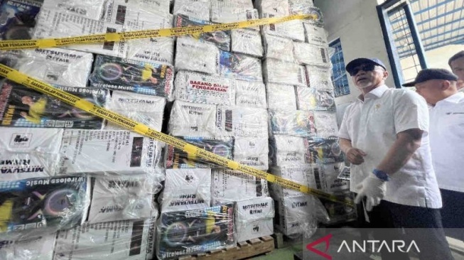 Waspada! Speaker dan Hair Dryer Ilegal Senilai Miliaran Rupiah Ditemukan di Banten