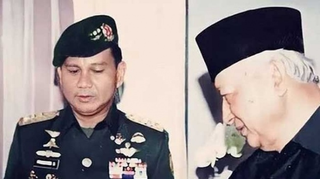 Prabowo Bagikan Momen Bersama Soeharto di Media Sosial, Mengenang 103 Tahun Kelahiran Sang Jenderal