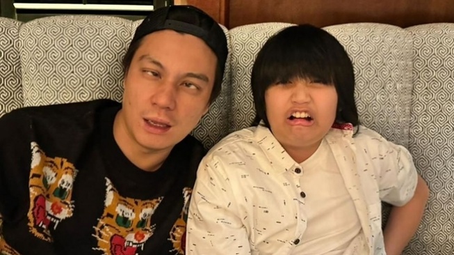 Potret Ultah Ayah Baim Wong (Instagram/@baimwong)