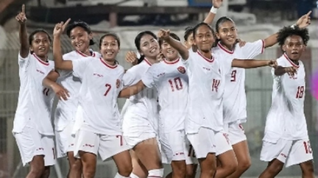 Luar Biasa! Timnas Putri Indonesia Sukses Taklukkan Tuan Rumah Bahrain dengan Skor 2-3