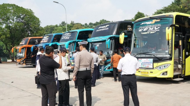 Sidak Bus Pariwisata di DKI dan Bogor, Kemenhub Temukan 37 Bus Tak Laik Jalan