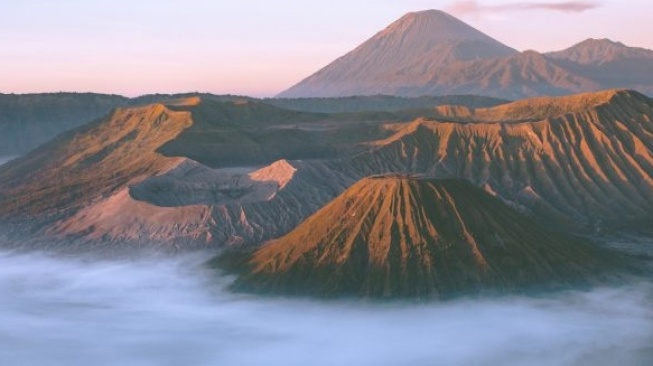 5 Gunung Tertinggi di Sulawesi Selatan, Sudah Pernah Naik ke Puncaknya?