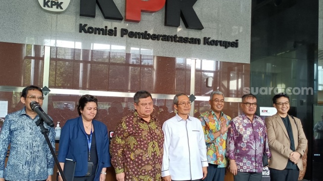 Pansel Capim KPK melakukan pertemuan dengan Pimpinan KPK, Rabu (12/6/2024). (Suara.com/Dea)