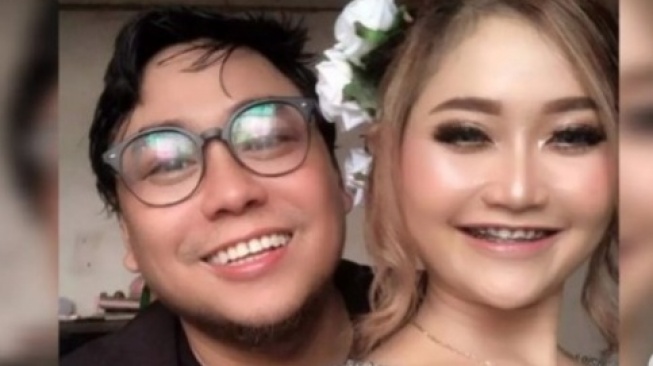 Heboh Selebgram Heri Hore Selingkuh, Netizen: Suami Tak Tau Diuntung!