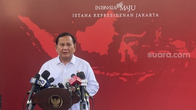 Prabowo Sambut Rencana Tampung Yatim Piatu Palestina di Ponpes Jatim, Ternyata Inisiatif Sosok Ini