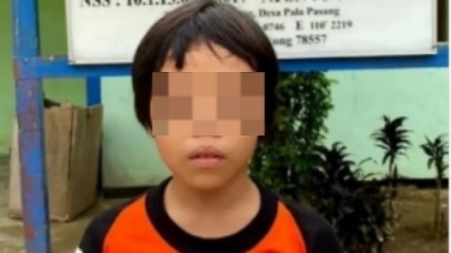 Viral! Anak-Anak SD di Perbatasan RI-Malaysia Ingin Ada Listrik dan Jalan Aspal: Kami juga Bangsa Indonesia