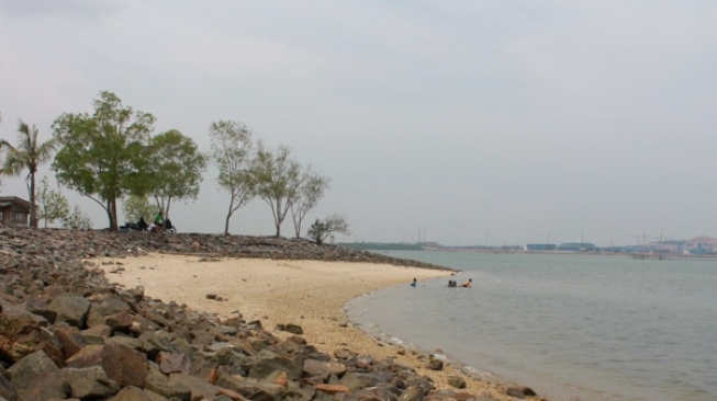 Ini Pantai-pantai yang Sering Dikunjungi Warga Batam Saat Weekend