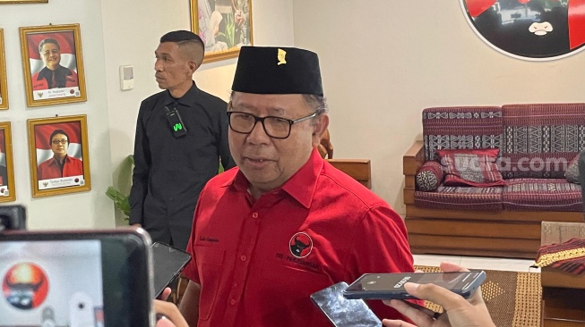 Sekretaris DPD PDI Perjuangan (PDIP) DKI Jakarta, Pantas Nainggolan. (Suara.com/Bagaskara)