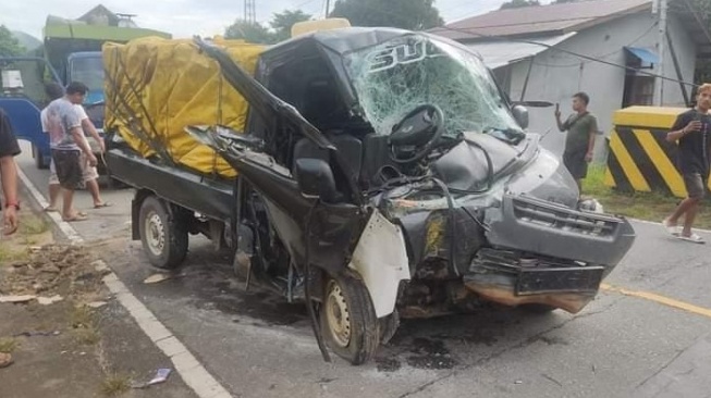 Kecelakaan Maut di Jalan Trans Kalimantan Ketapang, Pengemudi Tewas di Tempat Terjepit Kendaraan