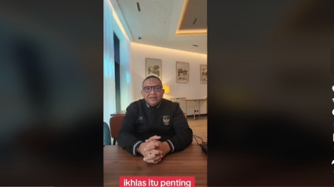 Video penjelasan Afriansyah Noor soal pemecatan dirinya dari jabatan Sekjen PBB. [Tiktok @/ferry_noor]