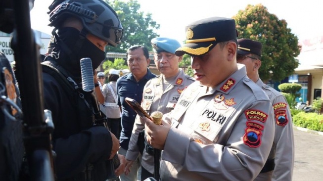 Cegah Judi Online, Ponsel Polisi di Kabupaten Kudus Kena Razia