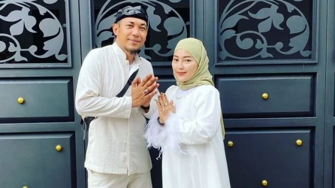 Apa Pekerjaan Suami Mpok Alpa? Biaya Persalinan Istrinya Bakal Ditanggung Raffi Ahmad