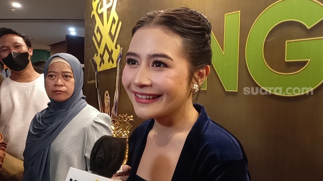 Gendang Telinganya Bengkak, Begini Kondisi Terkini Prilly Latuconsina