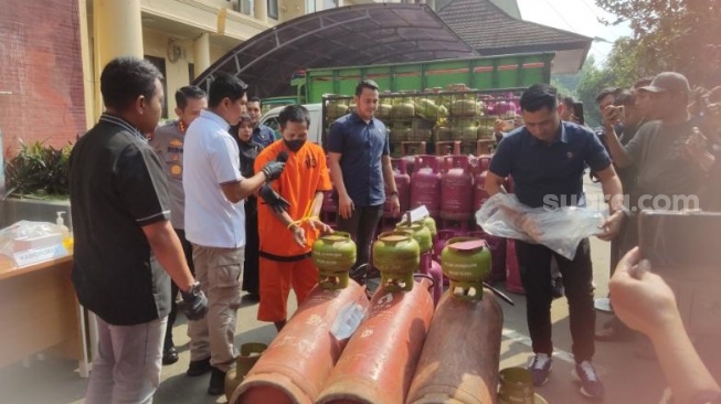 Oplos Gas Elpiji 3 Kilogram Jadi Gas Non Subsidi, Gudang Pengoplosan di Cilegon Digerebek