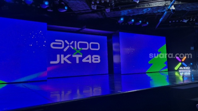 Kolaborasi Axioo x JKT 48 di Jakarta, Kamis (20/6/2024). [Suara.com/Dythia Novianty]