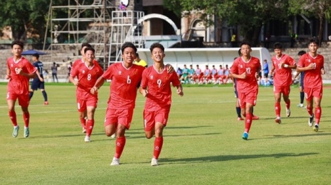 Vietnam tumbangkan Brunei Darussalam, cetak 15 gol tanpa balas. (soha.vn)