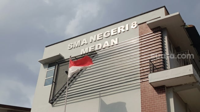 Kepsek SMAN 8 Medan Sebut Siswi Tak Naik Kelas Bukan Karena Laporkan Pungli, Ini Dalihnya