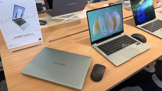 Huawei Matebook 14 resmi meluncur ke Indonesia pada Selasa (25/6/2024). [Suara.com/Dicky Prastya]