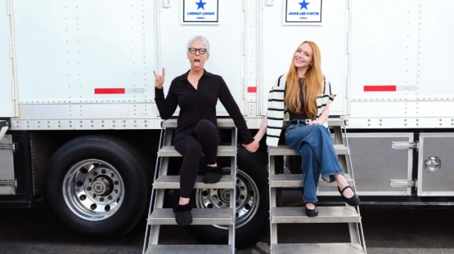 Lindsay Lohan dan Jamie Lee Curtis Pamer Momen Syuting Film Freaky Friday 2