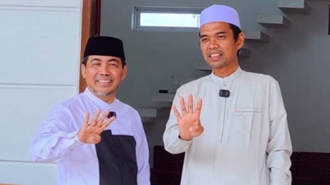 Ustaz Mawardi Saleh dan Ustaz Abdul Somad (UAS). [Facebook Mawardi Saleh]