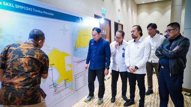 KKP x Telkom sosialisasi Sistem Komunikasi Kabel Laut (SKKL) Sulawesi Maluku Papua Cable System (SMPCS) khususnya rute Merauke-Timika. [Telkom]