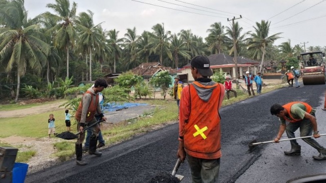 Lampung Siapkan Rp475 Miliar untuk Perbaiki 174 Km Jalan di 2024