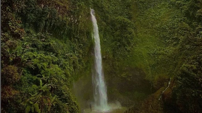 Curug Cipendok di Baturaden, Banyumas. [Instagram/curugcipendok.official]