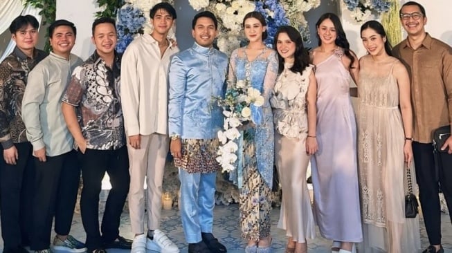 Deretan Artis yang Hadir Acara Tunangan Aaliyah Massaid dan Thariq Halilintar. (Instagram)