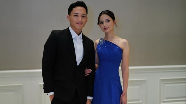 Azriel Hermansyah dan Sarah Menzel. [Instagram]