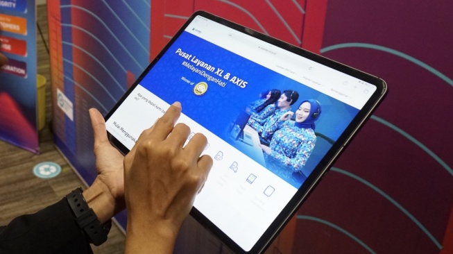 Web XL Center Online Permudah Layanan eSIM hingga Aktifkan Kartu Hangus