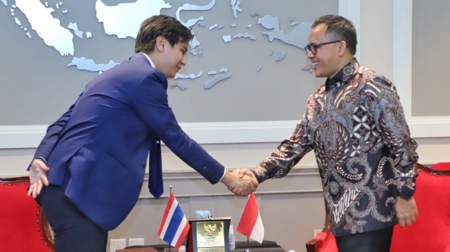 Menteri PANRB, Abdullah Azwar Anas menerima delegasi Parlemen Kerajaan Thailand serta perwakilan dari Royal Thai Embassy. (Dok: Kementerian PANRB)